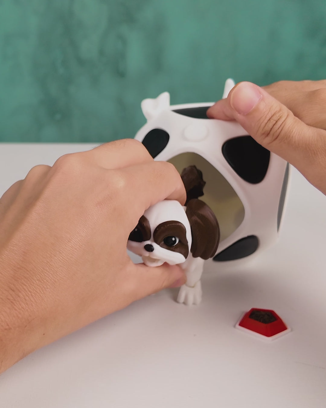 Waggle Tails PetPod – Carrying Crate with Accessories